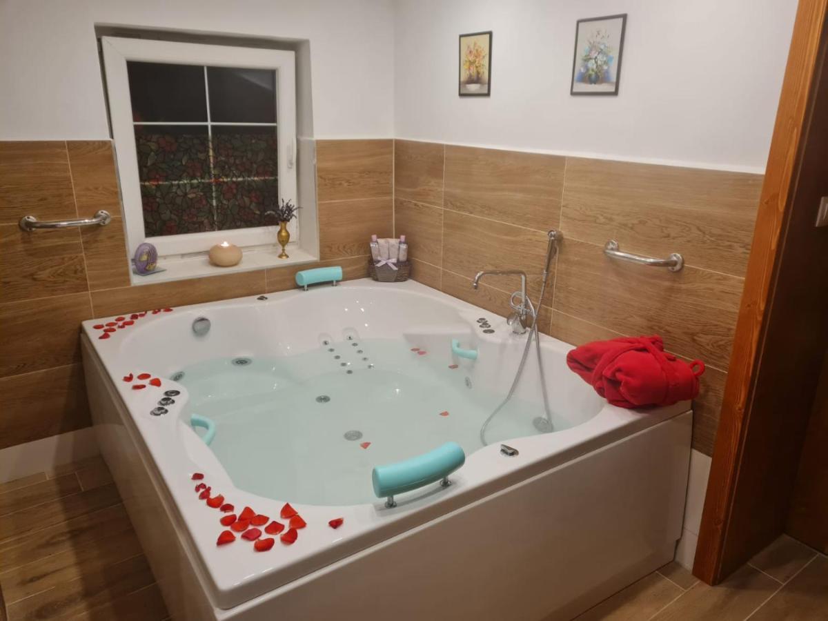 Apartmány Petronela Trencsénmakó Kültér fotó